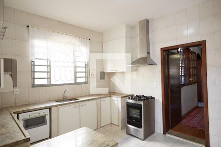 Casa à venda com 175m², 3 quartos e 3 vagasCozinha