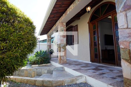 Casa à venda com 175m², 3 quartos e 3 vagasQuintal