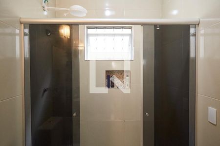 Casa à venda com 175m², 3 quartos e 3 vagasBanheiro