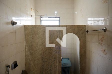 Casa à venda com 175m², 3 quartos e 3 vagasBanheiro de Serviço