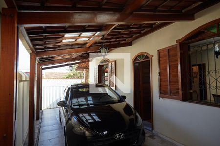 Casa à venda com 175m², 3 quartos e 3 vagasGaragem