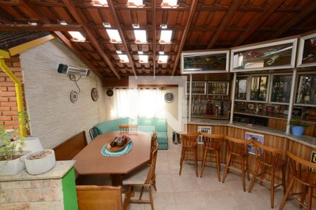 Varanda gourmet de casa à venda com 3 quartos, 220m² em Vila Campo Grande, São Paulo