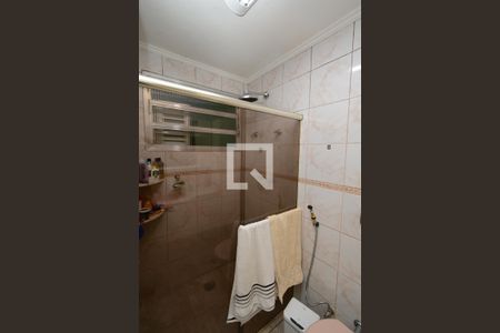 Banheiro 1 de casa à venda com 3 quartos, 220m² em Vila Campo Grande, São Paulo