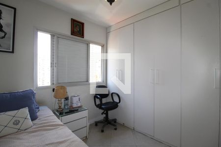 Quarto de apartamento à venda com 2 quartos, 64m² em Moema, São Paulo