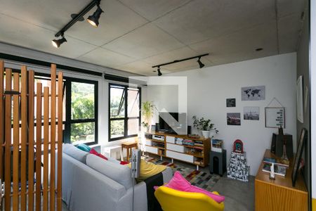 Sala de apartamento à venda com 1 quarto, 70m² em Vila Suzana, São Paulo