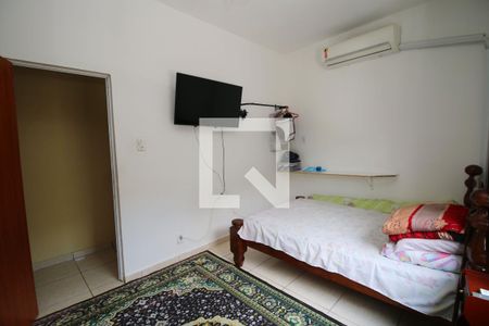 Quarto de casa à venda com 2 quartos, 160m² em Olaria, Rio de Janeiro
