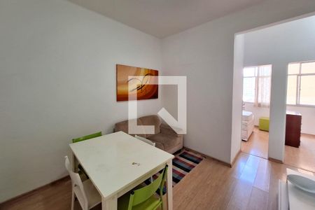 Sala de apartamento para alugar com 2 quartos, 55m² em Centro, Niterói