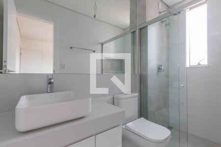 Banheiro de apartamento à venda com 2 quartos, 66m² em Santo Agostinho, Belo Horizonte