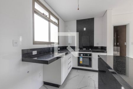 Cozinha de apartamento à venda com 2 quartos, 66m² em Santo Agostinho, Belo Horizonte