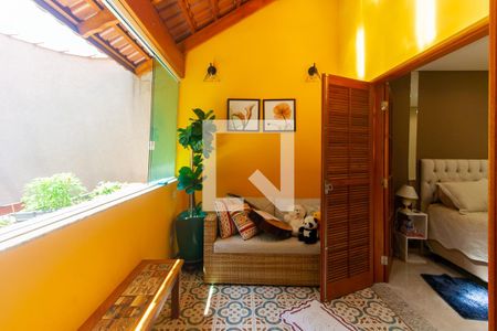 Área de Serviço de casa à venda com 6 quartos, 350m² em Vila Bancaria, São Paulo