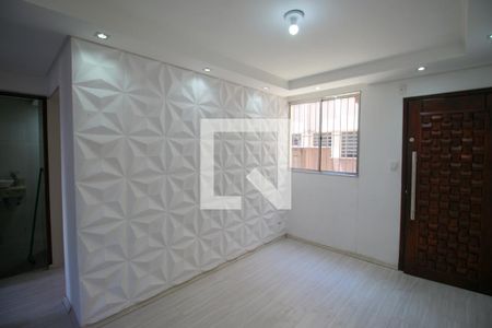 Sala de apartamento para alugar com 2 quartos, 44m² em Jardim Figueiredo, Ferraz de Vasconcelos