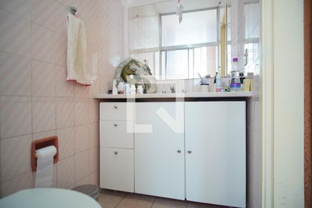 Banheiro da Suíte de casa à venda com 3 quartos, 254m² em Petrópolis, Porto Alegre