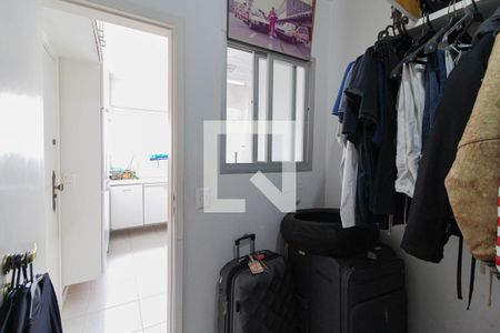Quarto de Serviço de apartamento para alugar com 5 quartos, 210m² em Indianópolis, São Paulo