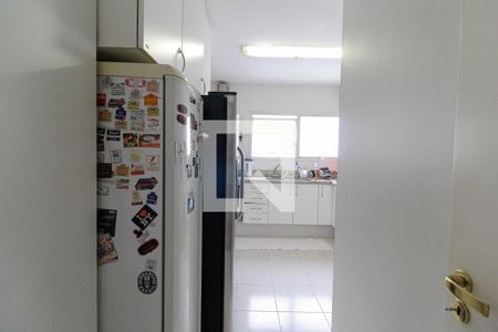 Cozinha de apartamento para alugar com 5 quartos, 210m² em Indianópolis, São Paulo
