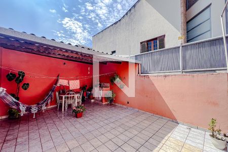 Área externa de casa para alugar com 3 quartos, 170m² em Chácara Inglesa, São Paulo