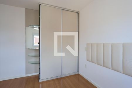 Quarto 1 de apartamento para alugar com 2 quartos, 43m² em Santa Teresinha, São Paulo