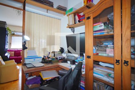 Escritório de apartamento à venda com 3 quartos, 107m² em Independência, Porto Alegre