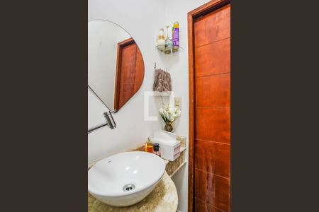 Lavabo Sala de casa à venda com 5 quartos, 200m² em Vila Guarará, Santo André