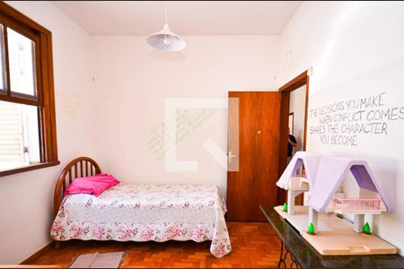Quarto5 de casa para alugar com 7 quartos, 314m² em Serra, Belo Horizonte