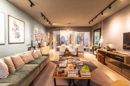 Sala de casa à venda com 3 quartos, 150m² em Vila Mariza Mazzei, São Paulo