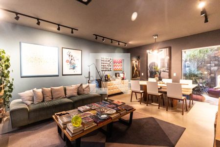 Sala de casa à venda com 3 quartos, 150m² em Vila Mariza Mazzei, São Paulo