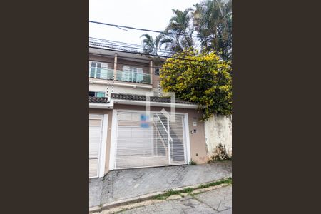 Fachada de casa à venda com 3 quartos, 150m² em Vila Mariza Mazzei, São Paulo
