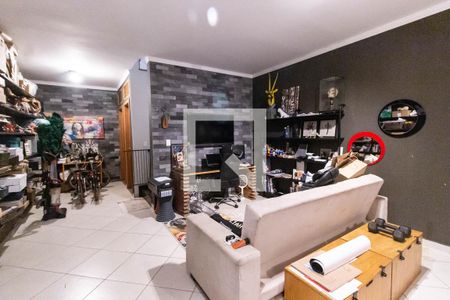 Garagem de casa à venda com 3 quartos, 150m² em Vila Mariza Mazzei, São Paulo