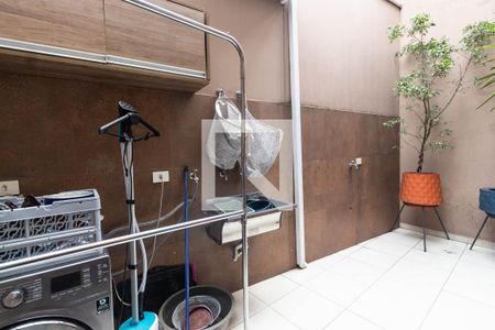 Área de serviço de casa à venda com 3 quartos, 150m² em Vila Mariza Mazzei, São Paulo