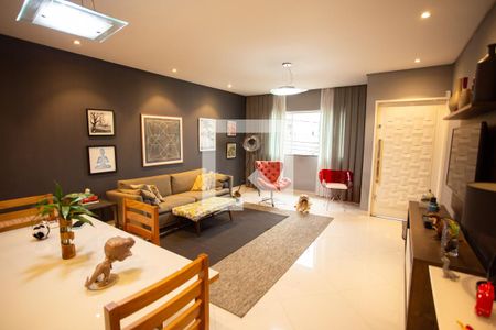 Sala de casa à venda com 3 quartos, 150m² em Vila Mariza Mazzei, São Paulo