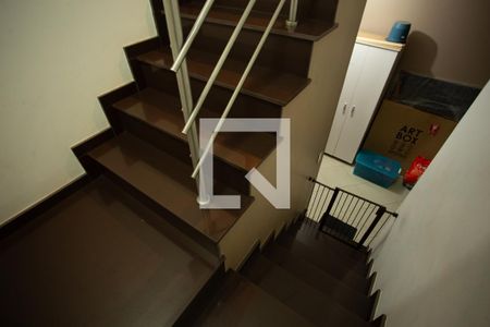 HALL DOS QUARTOS de casa à venda com 3 quartos, 150m² em Vila Mariza Mazzei, São Paulo