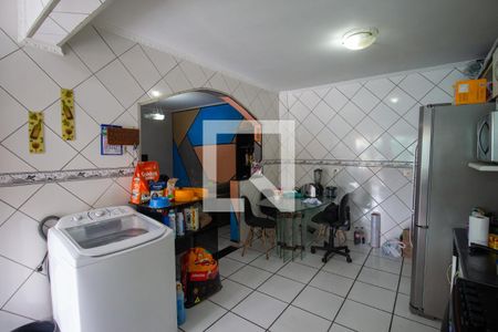 Cozinha de casa para alugar com 3 quartos, 175m² em Jardim das Oliveiras, São Paulo