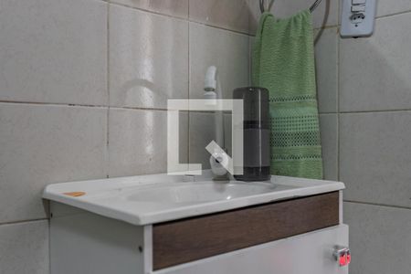 Banheiro de apartamento à venda com 1 quarto, 40m² em Jardim Dona Leopoldina, Porto Alegre