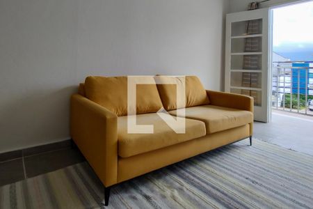 Sala de casa de condomínio para alugar com 2 quartos, 70m² em Vila Caiçara, Praia Grande