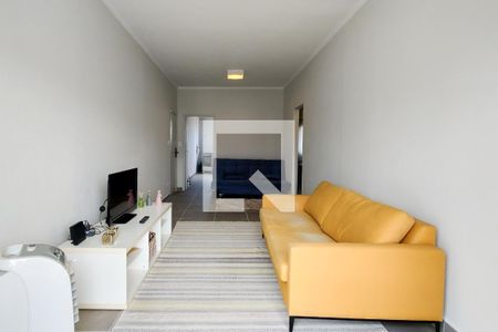 Sala de casa de condomínio para alugar com 2 quartos, 70m² em Vila Caiçara, Praia Grande