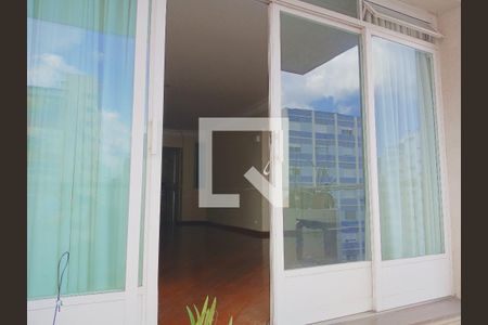 Varanda da Sala de apartamento à venda com 4 quartos, 337m² em Higienópolis, São Paulo