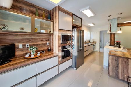 Cozinha de casa à venda com 5 quartos, 418m² em Camboinhas, Niterói