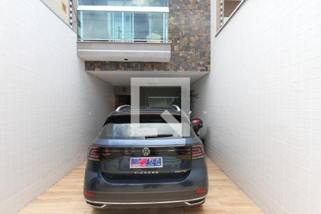 Garagem de casa à venda com 3 quartos, 180m² em Vila Lucia, São Paulo