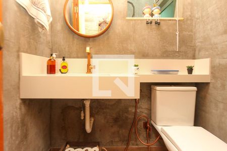 Lavabo de casa à venda com 3 quartos, 180m² em Vila Lucia, São Paulo