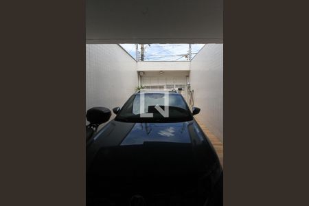 Garagem de casa à venda com 3 quartos, 180m² em Vila Lucia, São Paulo