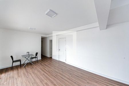 Sala/Cozinha de apartamento para alugar com 3 quartos, 121m² em Vila Independencia, São Paulo