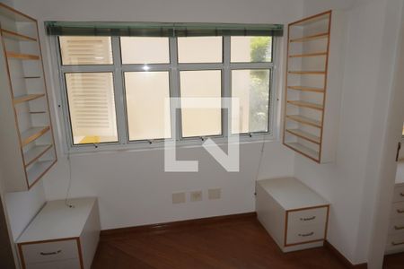 Escritório de casa à venda com 3 quartos, 203m² em Pinheiros, São Paulo