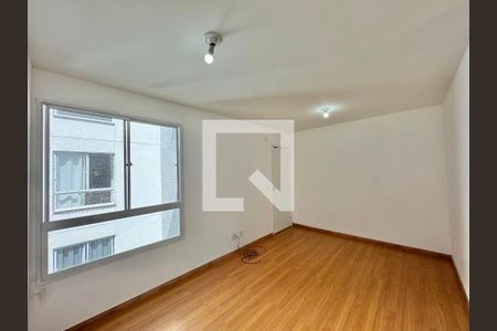 Sala de apartamento para alugar com 2 quartos, 55m² em Vargem Grande, Rio de Janeiro