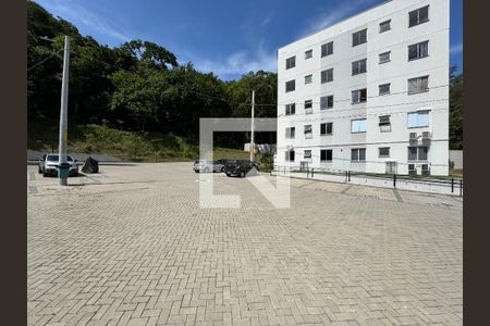 Fachada de apartamento para alugar com 2 quartos, 55m² em Vargem Grande, Rio de Janeiro