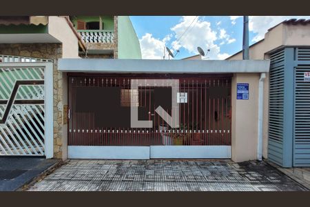 Fachada de casa à venda com 2 quartos, 139m² em Jardim Cambui, Santo André