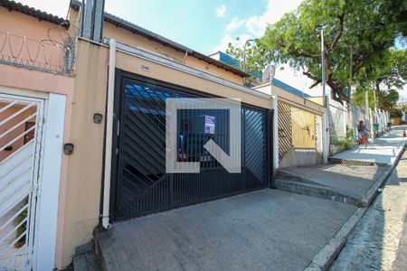 Fachada de casa à venda com 2 quartos, 96m² em Parque São Lucas, São Paulo