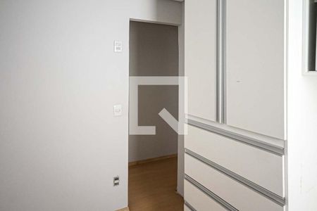 Quarto de casa à venda com 3 quartos, 75m² em Jardim Colorado, São Paulo