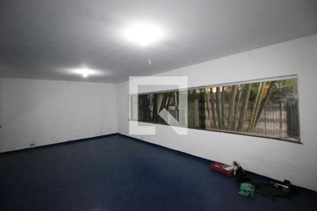 Casa à venda com 4 quartos, 300m² em Campo Belo, São Paulo