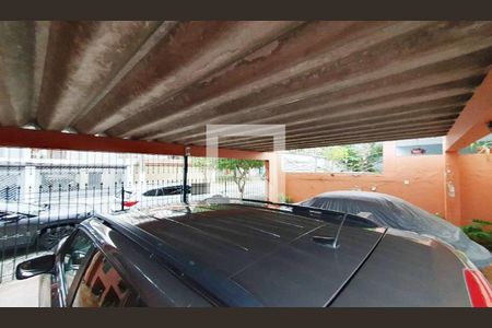 Casa à venda com 3 quartos, 200m² em Vila Congonhas, São Paulo