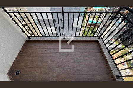 Sacada da sala de apartamento para alugar com 1 quarto, 50m² em Pinheiros, São Paulo