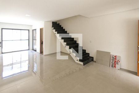 Sala de casa à venda com 3 quartos, 131m² em Vila Carrão, São Paulo